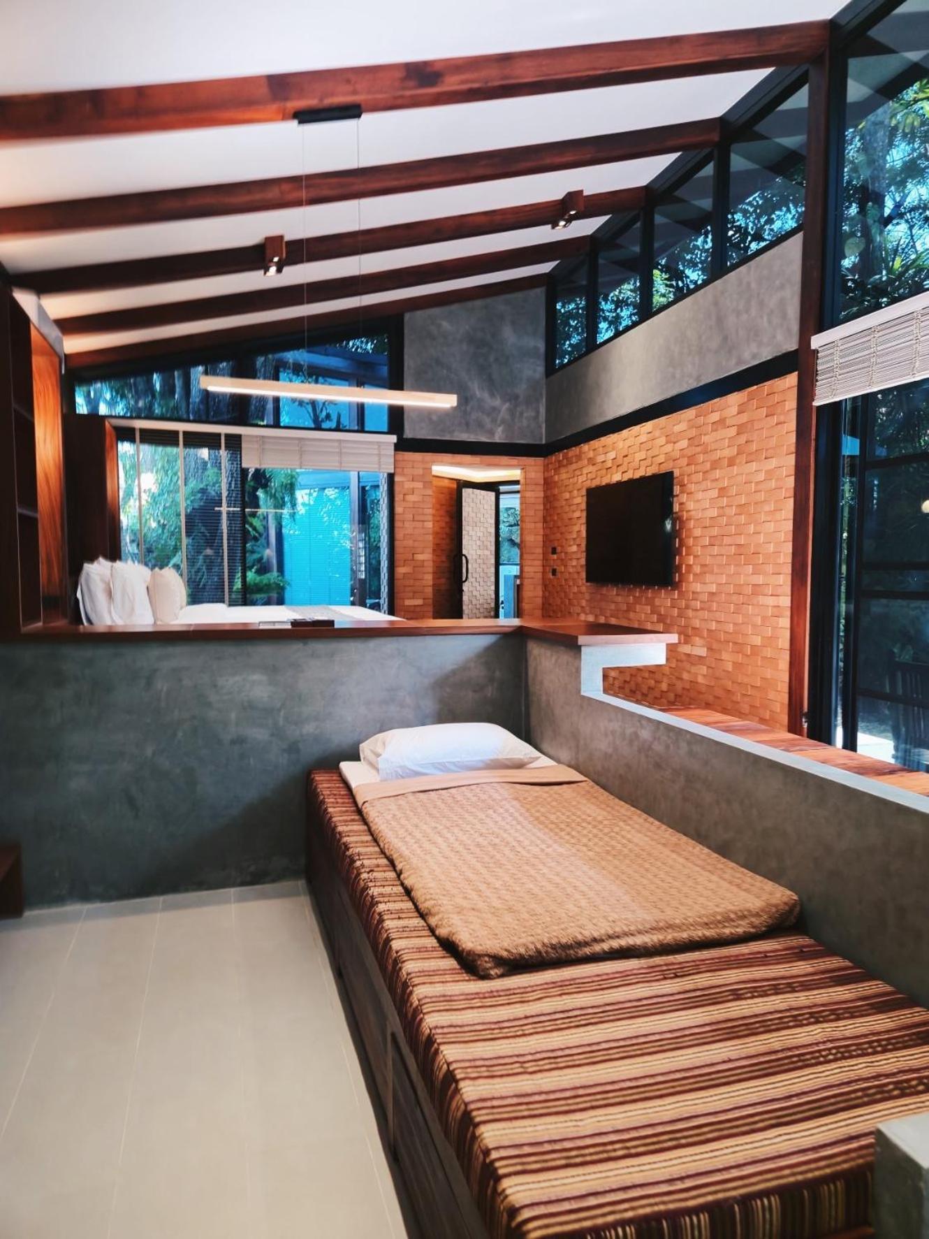 Baansuwanburi - บ้านสุวรรณบุรี Chiang Mai Exterior photo